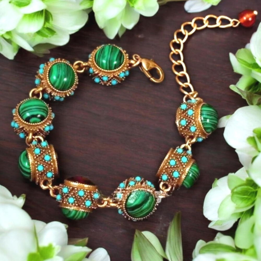 Elegant Green Malachite-Style Gold Bracelet with Turquoise Accents